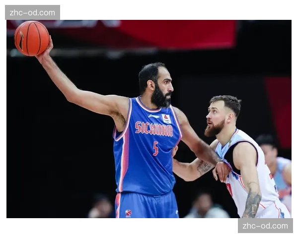 上海久事豪取15连胜锁定常规赛冠军 季后赛主场优势显著